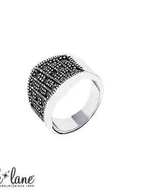 Park Lane Santa Cruz Ring Size 6 NWT